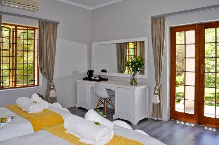 Thorntree Country Lodge Oudtshoorn Exteriör bild